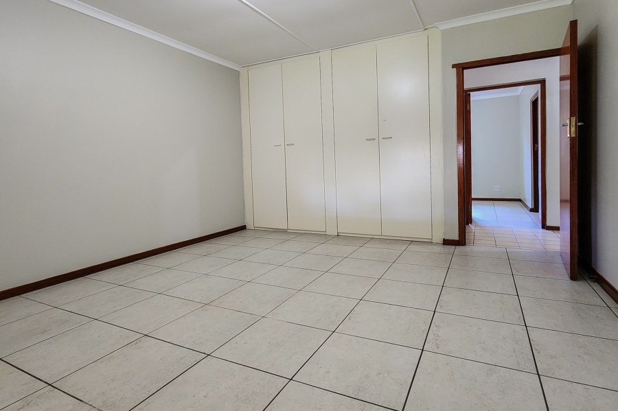 To Let 3 Bedroom Property for Rent in Brenton On Lake Western Cape